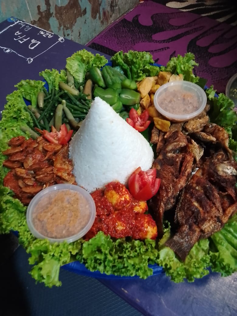 [Pre-Order] Nasi Tumpeng Ukuran Kecil